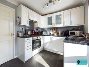 Kitchen - click for photo gallery